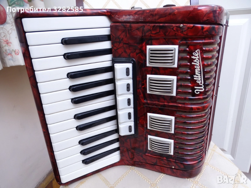 Акордеон Велтмайстер 40 баса, снимка 1