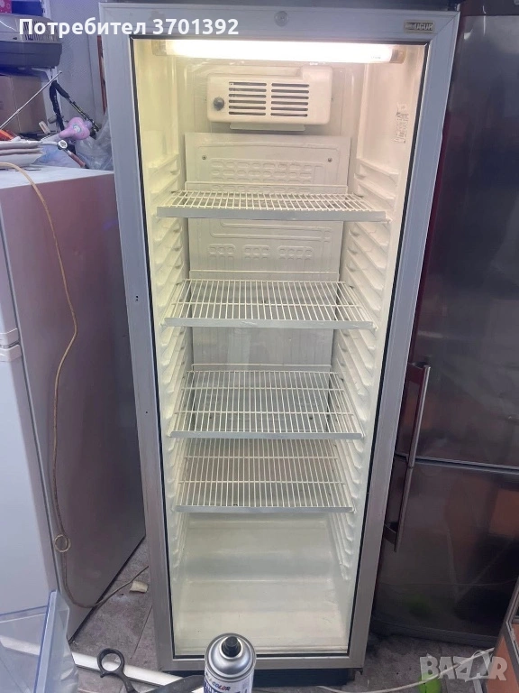 Витрини, снимка 1