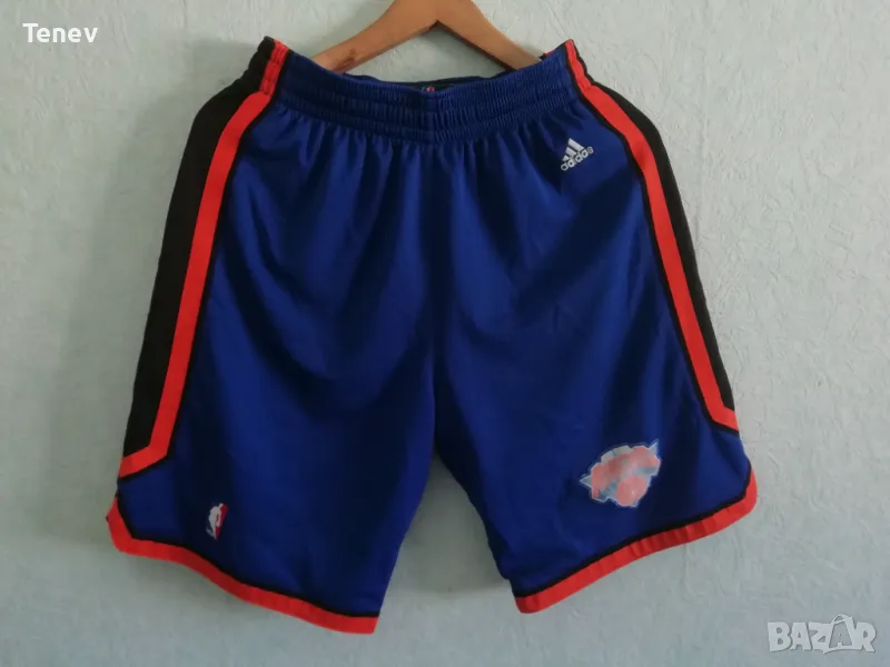 NEW YORK KNICKS NBA ADIDAS ОРИГИНАЛНИ ШОРТИ КЪСИ ГАЩИ РАЗМЕР M, снимка 1