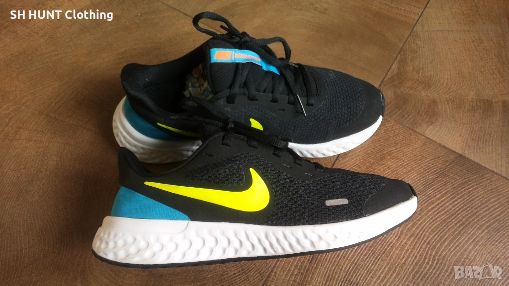 NIKE Revolution 5 BQ5671-076 Размер EUR 38 / UK 5 дамски детски маратонки 51-14-S, снимка 1