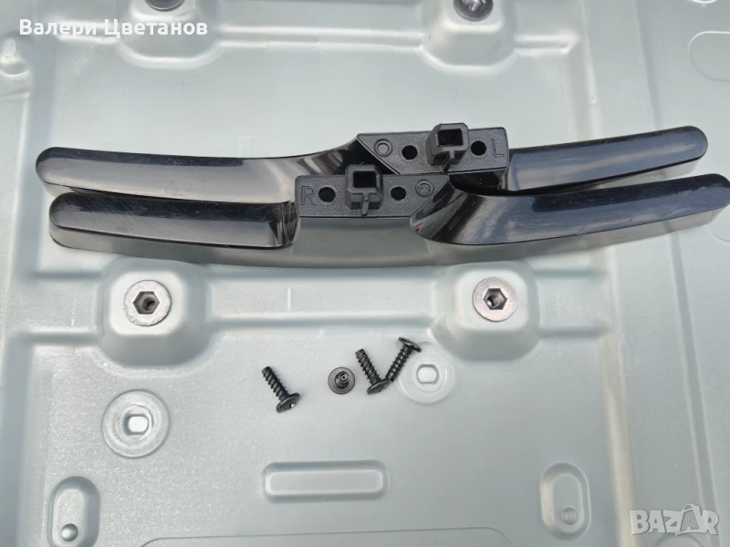 крачета  SAMSUNG UE32T4302AK, снимка 1