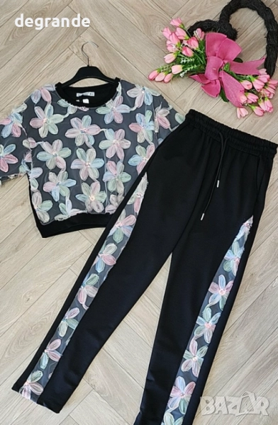 Памучни екипи с цветя в Бежаво и Черно , снимка 1