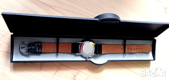 Ръчен часовник с кутия.Кварцов., снимка 2 - Мъжки - 54069148
