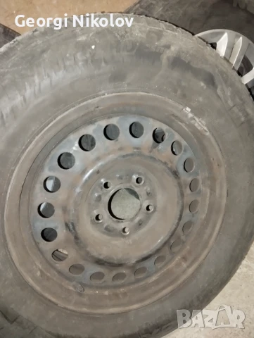 Гуми  Nexen 215/70/R16 M+S с железни джанти, снимка 2 - Гуми и джанти - 51083582