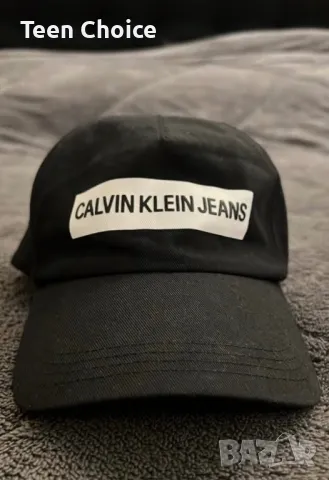 Дамска Оригинална шапка Calvin Klein Jeans, снимка 2 - Шапки - 48524041