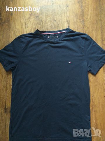 Tommy Hilfiger SLIM FIT T-SHIRT - страхотна мъжка тениска Л, снимка 5 - Тениски - 46073069