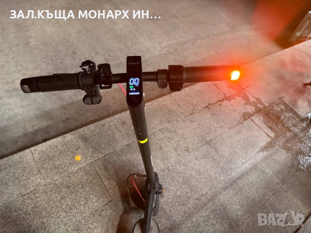 Електрическа тротинетка Ducati Pro-I,350W/+зарядно, снимка 3 - Друга електроника - 51685906