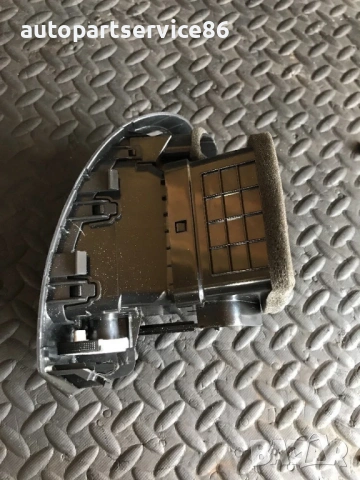 Рамка на ляв въздуховод за KIA Carnival 2.9 CRDi (2006–2010) 4D974-60800, снимка 3 - Части - 53174894