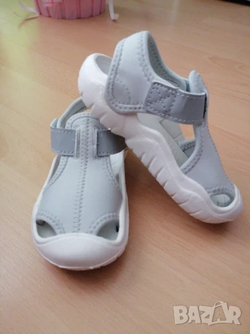 Чисто нови олекотени сандалки