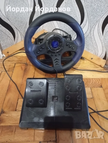 Гейминг волан с педали , снимка 1