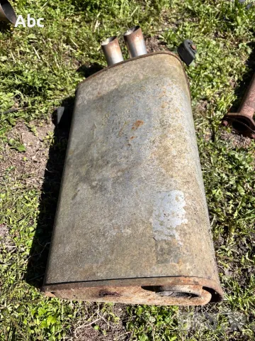 Задно гърне за Мерцедес Ц класа w203 , снимка 2 - Части - 49903011