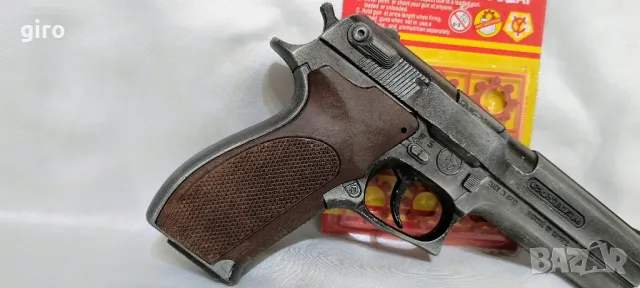 Метален пистолет с капси Smith & Wesson 5906, снимка 1 - Колекции - 47215582