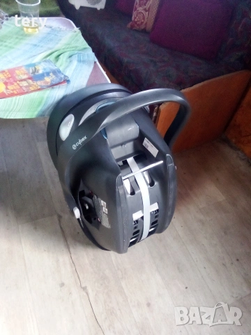 Продавам детско столче за кола кожа Варна Център , снимка 2 - Столчета за кола и колело - 53954796