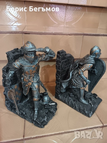 Рицарски подпори за книги, снимка 12 - Художествена литература - 53055573