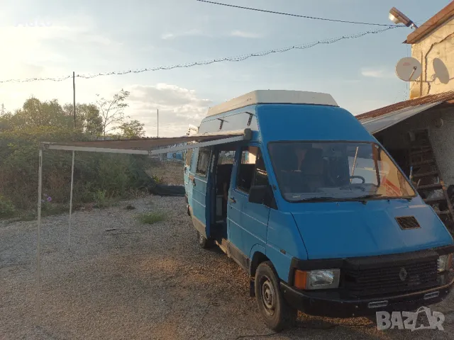 Кемпер Renault Trafic 4x4 , снимка 11 - Каравани и кемпери - 47110597