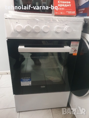 Печка с керамични котлони Beko 