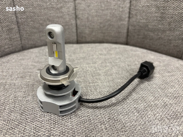 LED крушка H4 Osram Gen2 9726CW 6000к подходяща за мотор, снимка 2 - Аксесоари и консумативи - 54037724