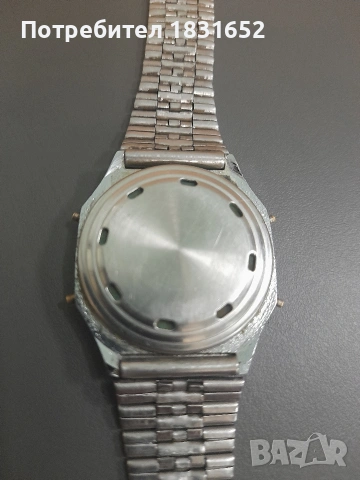 Стар електронен часовник, снимка 9 - Мъжки - 53929647