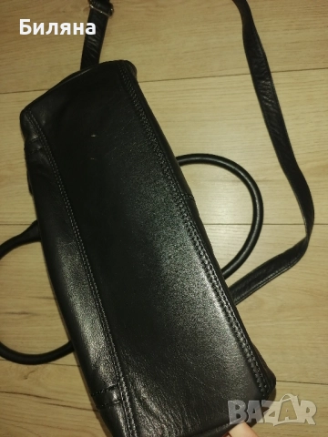 Черна чанта естествена кожа, снимка 6 - Чанти - 51476384