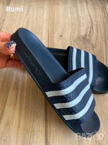 Оригинални синьо/бели чехли adidas Adilette ! 38 н, снимка 2 - Чехли - 46286689