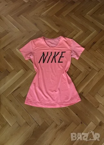 Оригинални дамски тениски размер M-L 