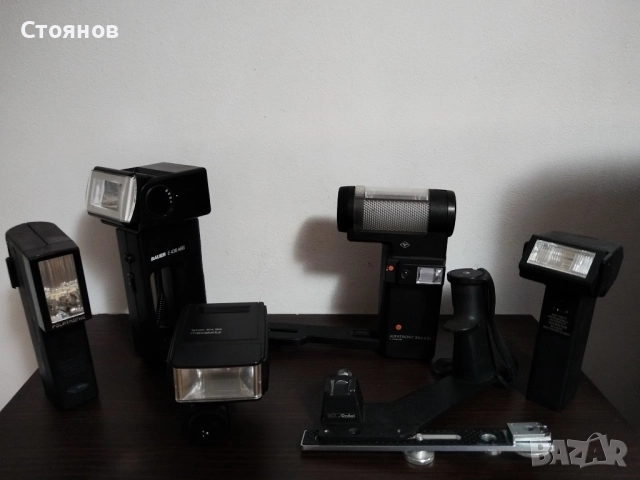 Светкавици за камери Rollei, BAUER, POLAROID, Metz , снимка 2 - Светкавици, студийно осветление - 48676783