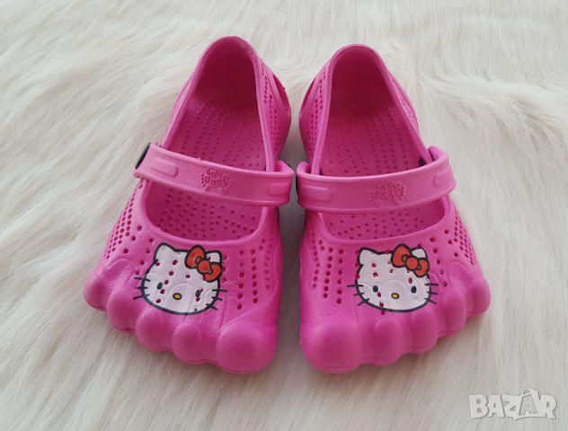 Детски крокс Hello Kitty №23/24 - НОВИ, снимка 1 - Детски сандали и чехли - 46505723