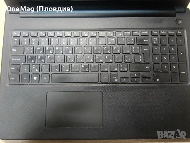 Лаптоп Dell Inspiron 15 с две видео карти (козметични забележки), снимка 2 - Лаптопи за работа - 52669485