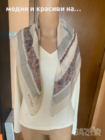 Дамска блуза с V- образно деколте Weekend Max Mara, снимка 4 - Блузи с дълъг ръкав и пуловери - 53605594