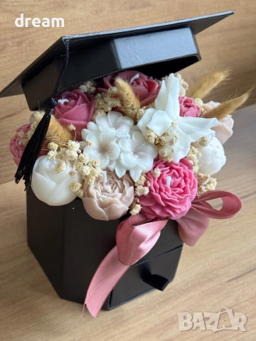 Букети за абитуриенти, снимка 12 - Подаръци за жени - 54273739