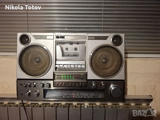 Продава се Akai AJ-500FS. , снимка 1 - Радиокасетофони, транзистори - 49445574