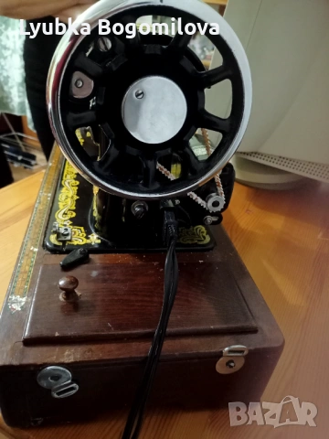 Ретро шевна машина с електрически педал, снимка 2 - Други машини и части - 53053443