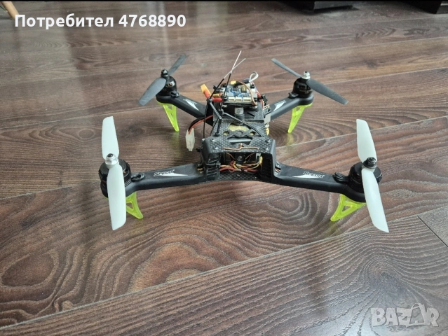 FPV дрон Spedix S250Q с очила и апаратура/дистанционно