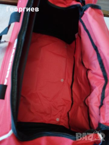 Голяма спортна,пътна чанта,сак" DIADORA"65/35/35 см., снимка 2 - Спортна екипировка - 45794616