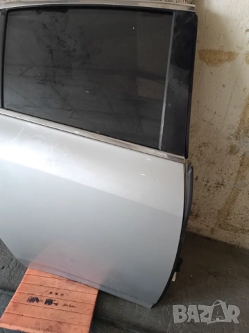 Задна дясна врата за Infiniti G37, снимка 4 - Части - 54244837