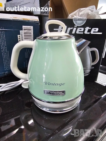 Това е електрическа кана Ariete Vintage 2868/03
