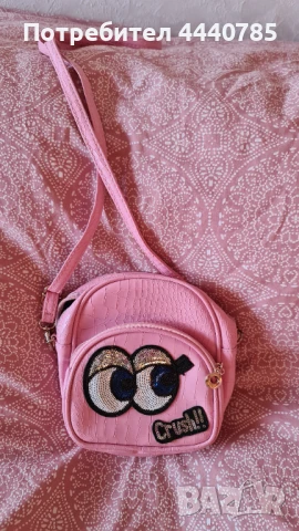 Корейски чантички, снимка 9 - Чанти - 51183971