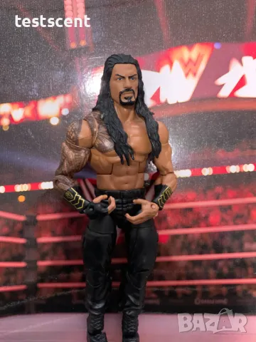 Екшън фигура WWE Roman Reigns Роман Рейнс Elite Series играчка Black + Gold Lining, снимка 5 - Колекции - 49171767