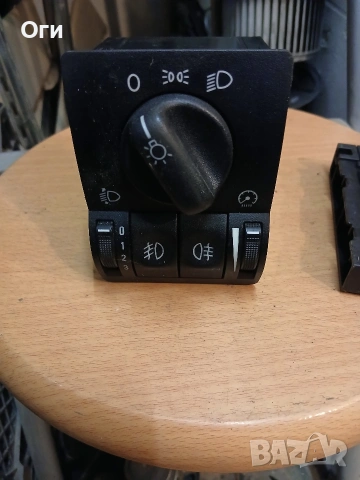 Ключ светлини за Опел Астра G 90 561 377 8 90 437 440 / 337.98 3687