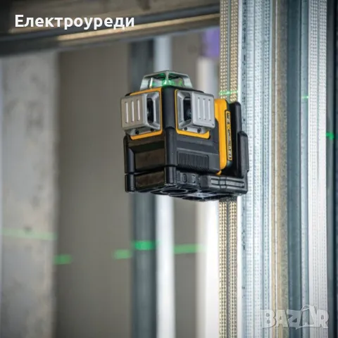 Немски 3D лазерен нивелир с 12 линии WerkBull, зелен цвят, снимка 2 - Други инструменти - 47617595