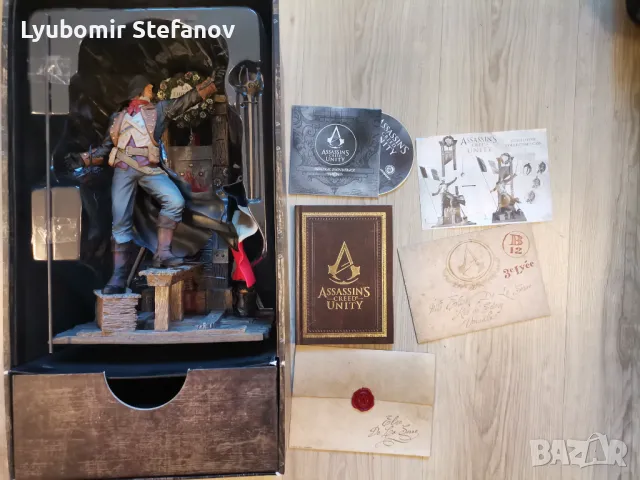 Екшън фигура Assassin's Creed Unity Guillotine Collector's Edition "Лична колекция", снимка 8 - Аксесоари - 47241949