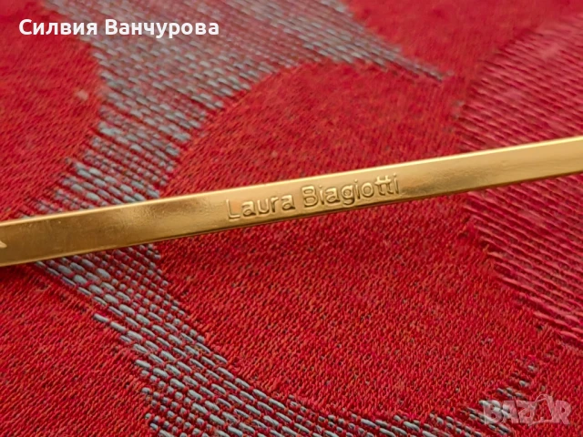 Чисто нови оригинални диоптрични рамки за очила на Laura Biagiotti 24 gold , снимка 3 - Слънчеви и диоптрични очила - 51117917