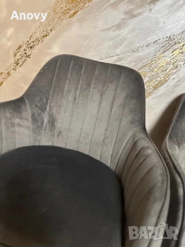 2 модерни стола – кадифе със златни крака 60 евро комплект, снимка 6 - Столове - 53866682