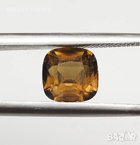 Естествен александрит с драматична промяна на цвета 1,28 карата! Сертификат!, снимка 10 - Други - 54184683