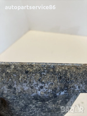 Тампон на двигател 270 CDI ляв за Mercedes Clk, W209 (2005) A6112230704 , снимка 2 - Части - 54053845