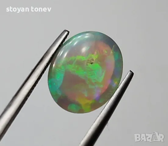 Деликатен кристален опал с нежни цветове - 2.08кт.! Сертифициран!, снимка 2 - Други - 49735004