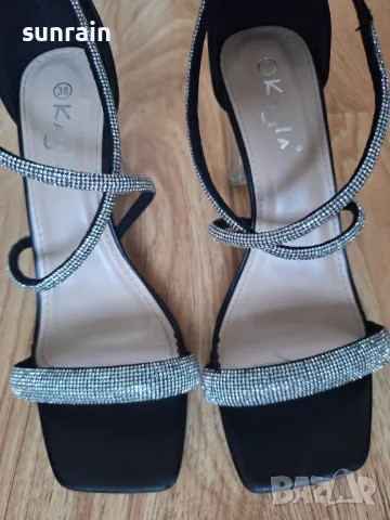 дамски обувки с блясък, камъчета, снимка 2 - Дамски обувки на ток - 50356018