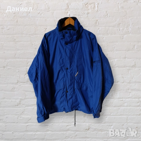 Яке за дъжд и вятър H2O 