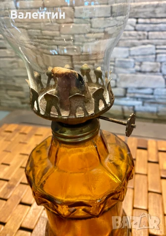 #0005# Комплект: Керосинова лампа и 2 свещника. Франция. Винтидж., снимка 3 - Антикварни и старинни предмети - 50469243