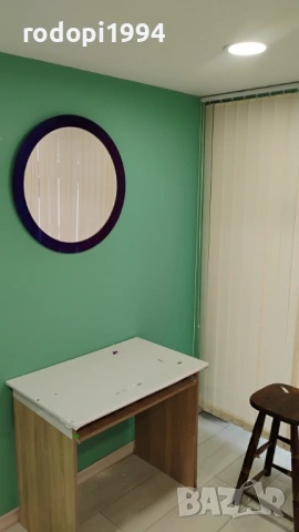 салон за красота под наем-Пловдив,Южен.300 евро, снимка 9 - Продукти за маникюр - 54170713